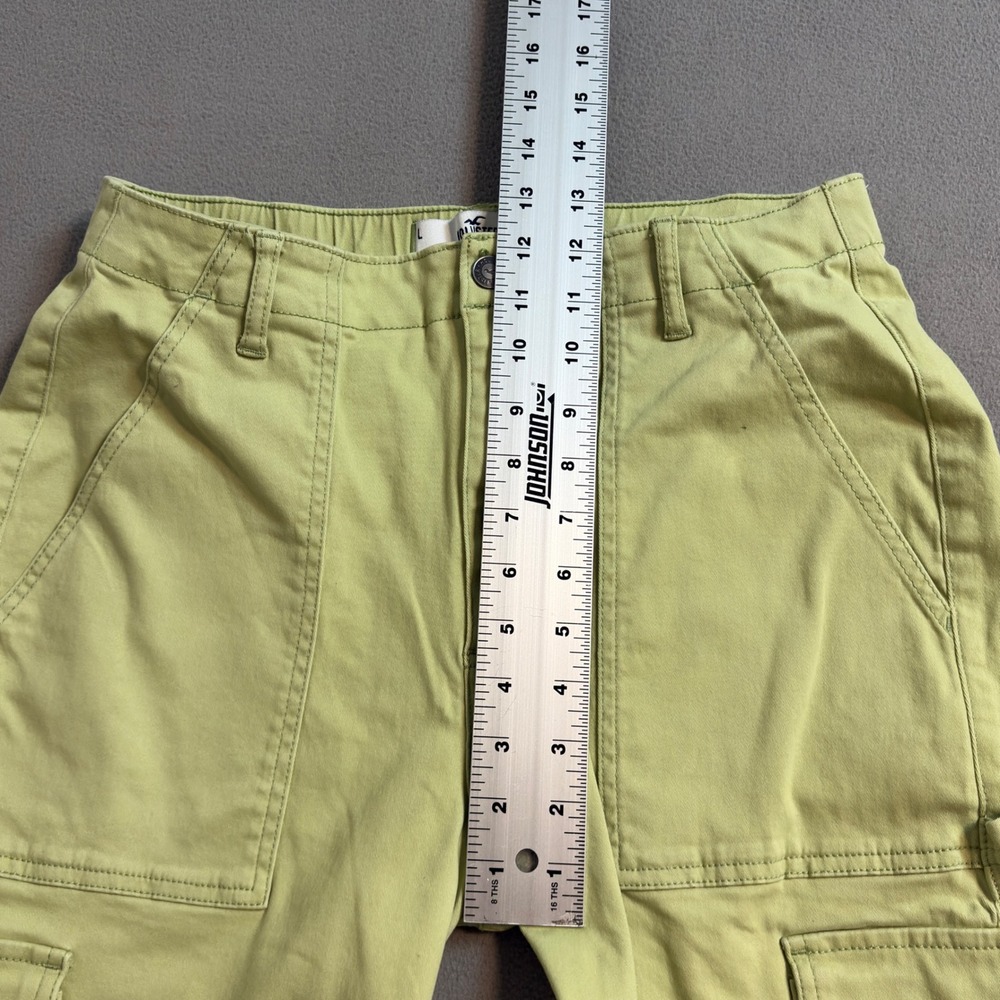 Hollister Women's Large Green Cargo Pants Ultra High Rise Raw Hem Cotton Blend - Picture 10 of 12